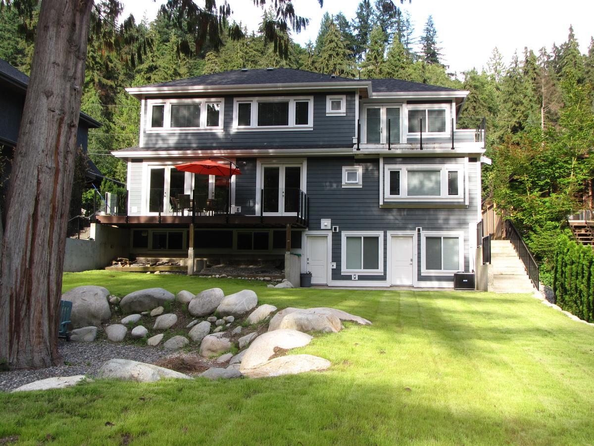 Riverfront Bed And Breakfast Lynn Creek Eksteriør billede